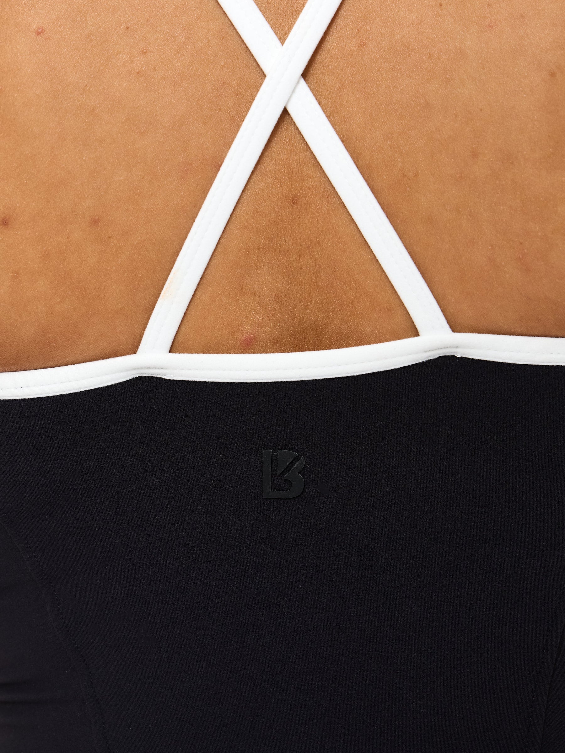 Highlight Nubre Crop - Onyx Black