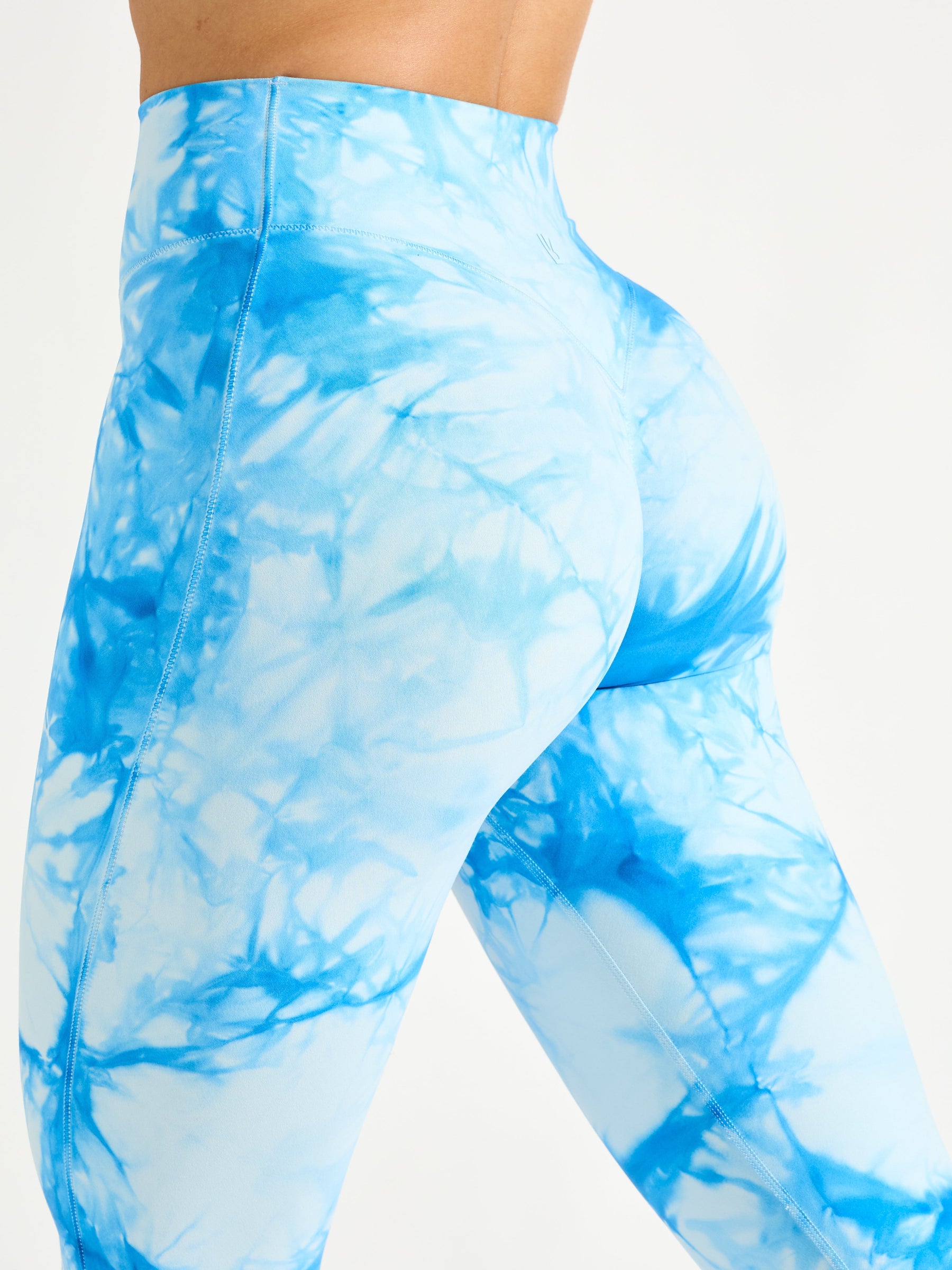 Aggressive Scrunch Flare Legging - Blue Bubbles Tie Dye