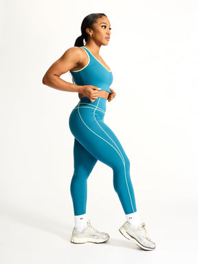 Airbrush Maraschino Sports Bra - Nile Multi